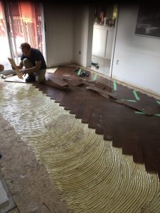 lucacontracting-Flooring Services (5) Laying down floor panels (2)